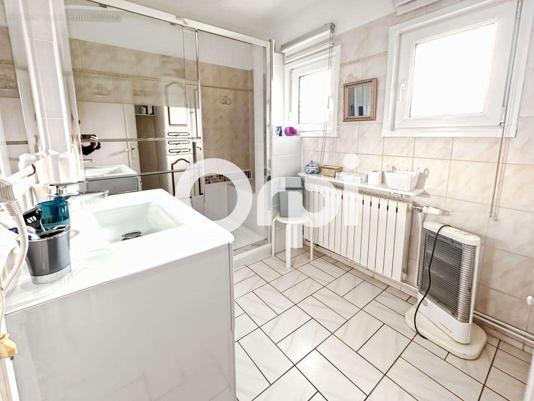 Maison à CAPPELLE-LA-GRANDE