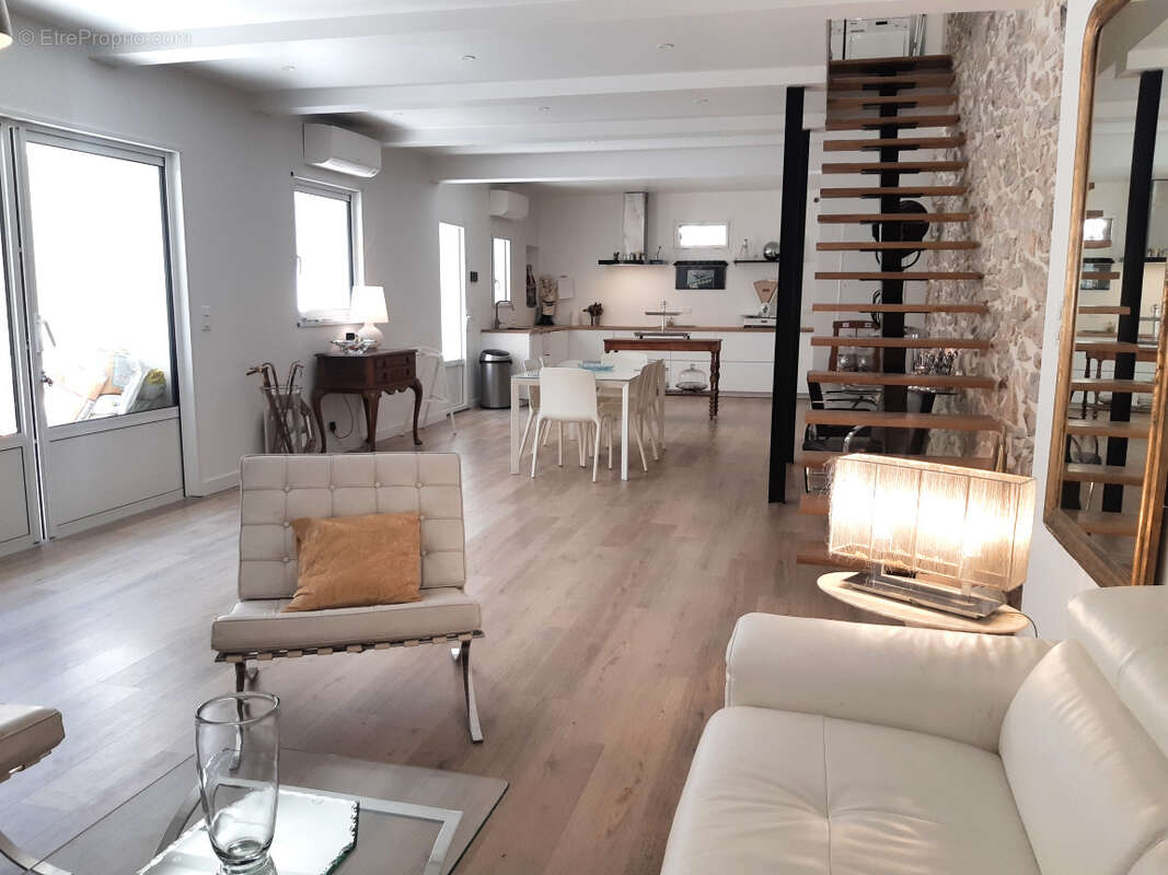 Maison à HYERES