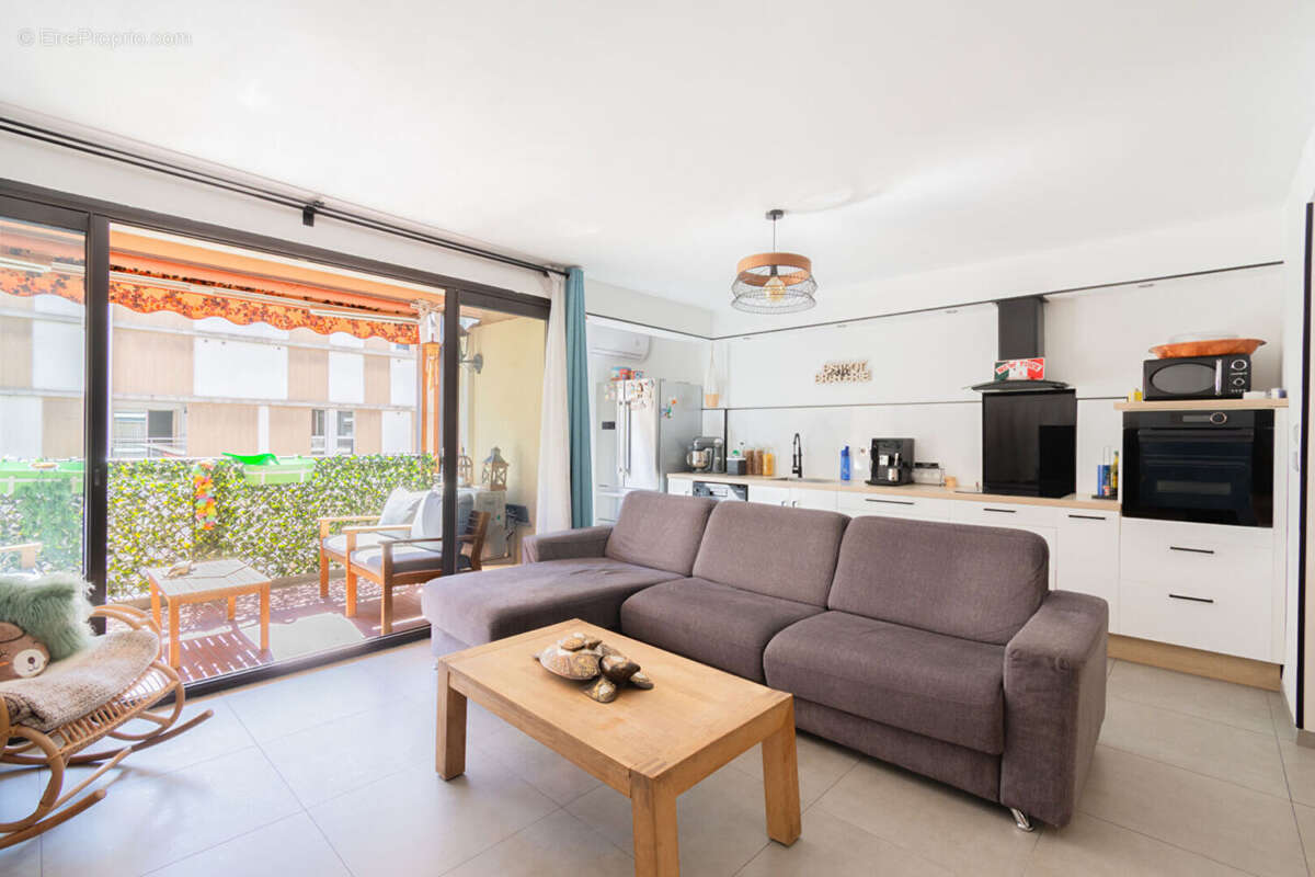 Appartement à MARSEILLE-2E