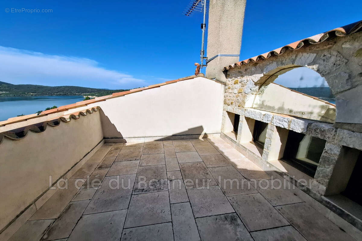 Maison 135 m² à Sainte-Croix-Du-Verdon  - photo 2