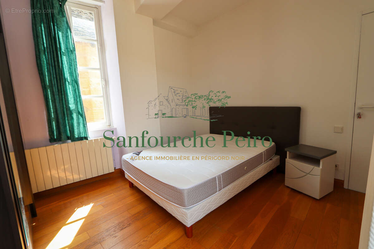 Appartement à SARLAT-LA-CANEDA