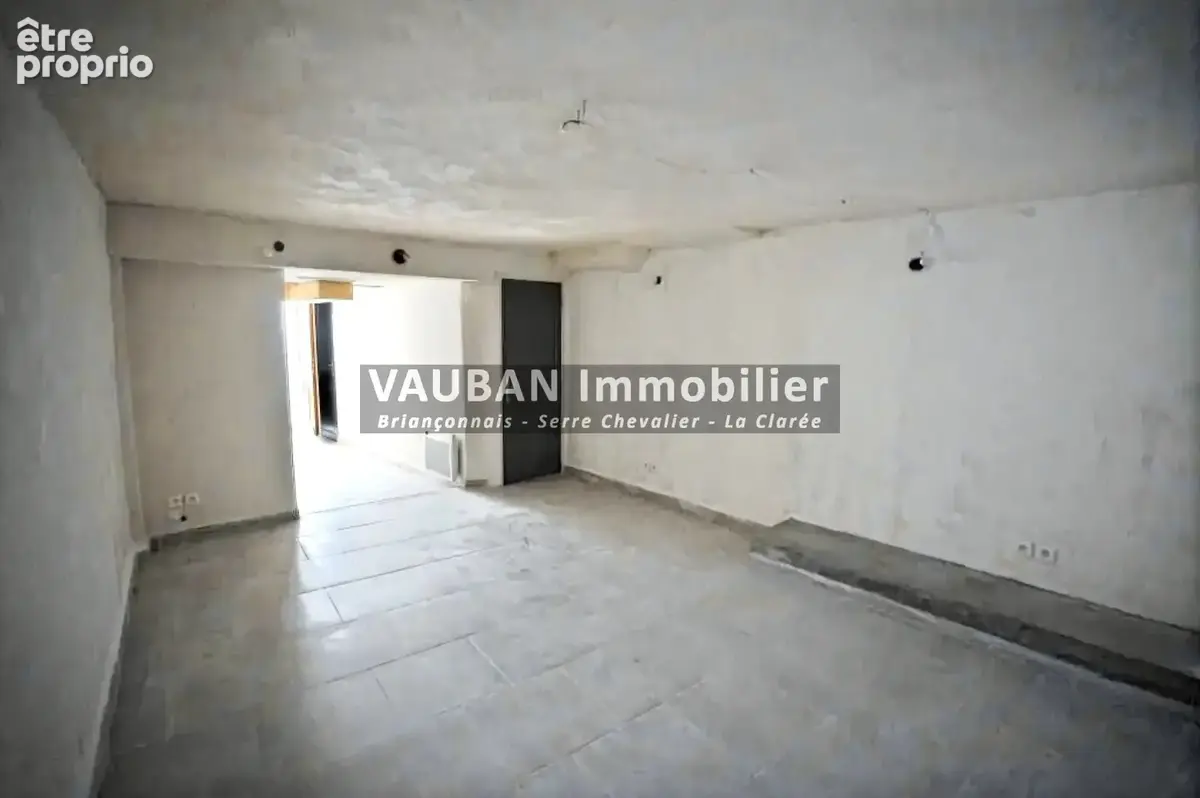 Briançon   Immeuble en pleine propriété avec vue sur les remparts de la cité médiévale - photo 12