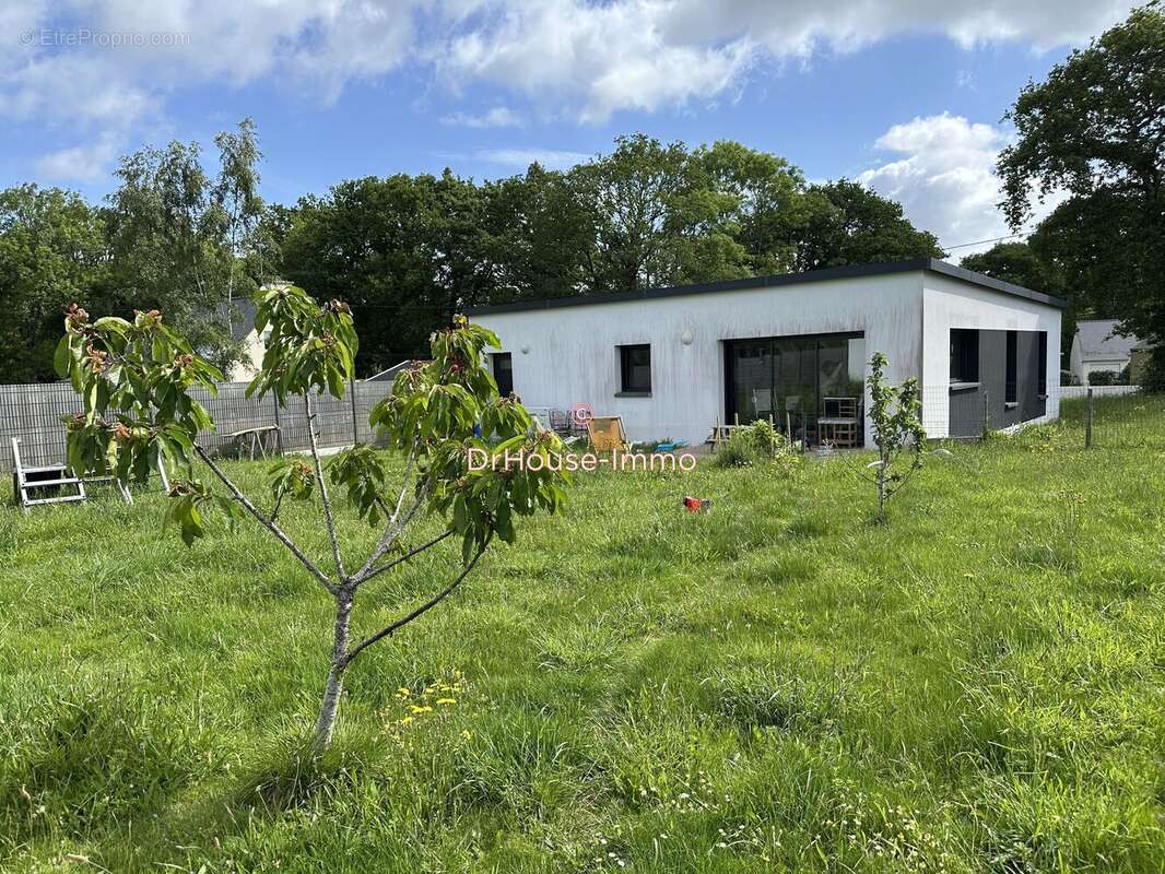 Maison 81 m² à Locoal-Mendon  - photo 5