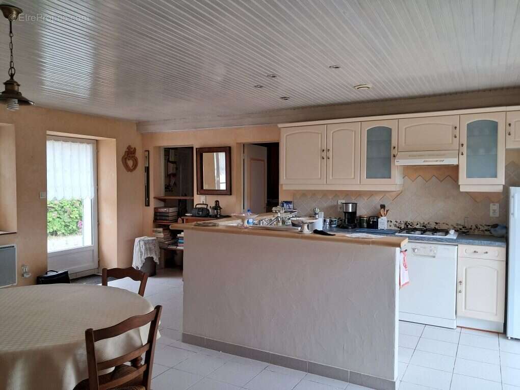 Maison à BOUIN