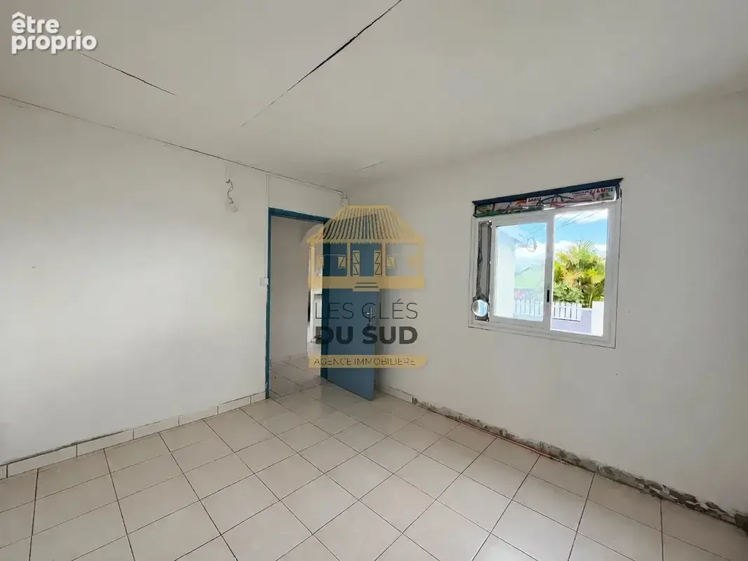 A vendre - maison de type t3 d’environ 43,66 m² – saint-joseph - 155 000 € - photo 3