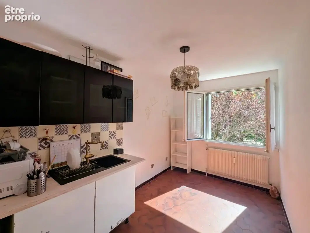 Appartement 51 m² à Ville-La-Grand  - photo 4