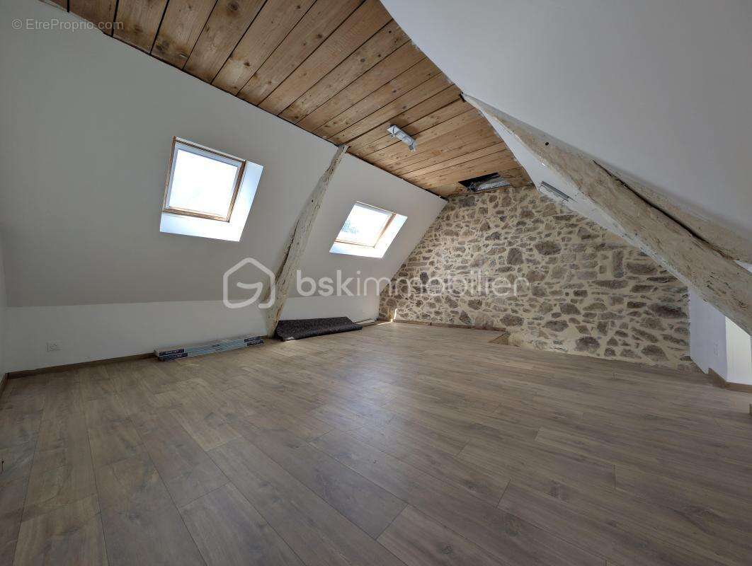 Maison à BRICQUEBEC