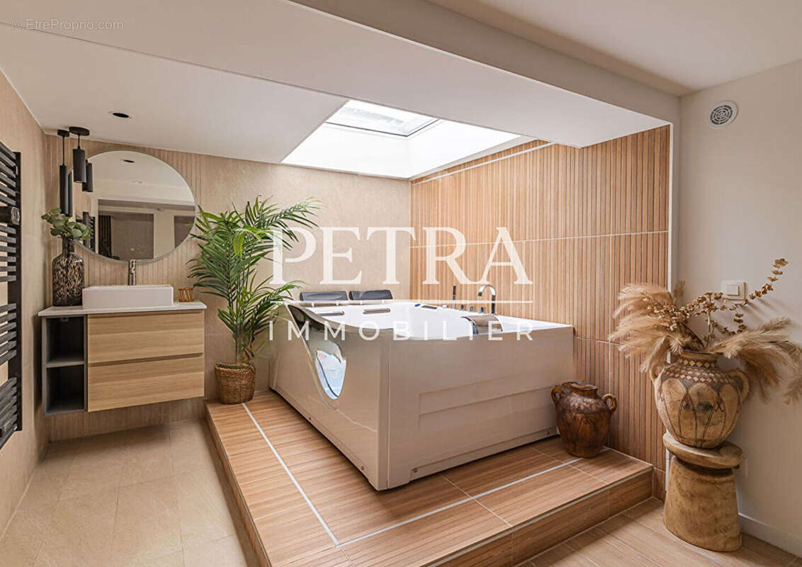 Maison à LE KREMLIN-BICETRE