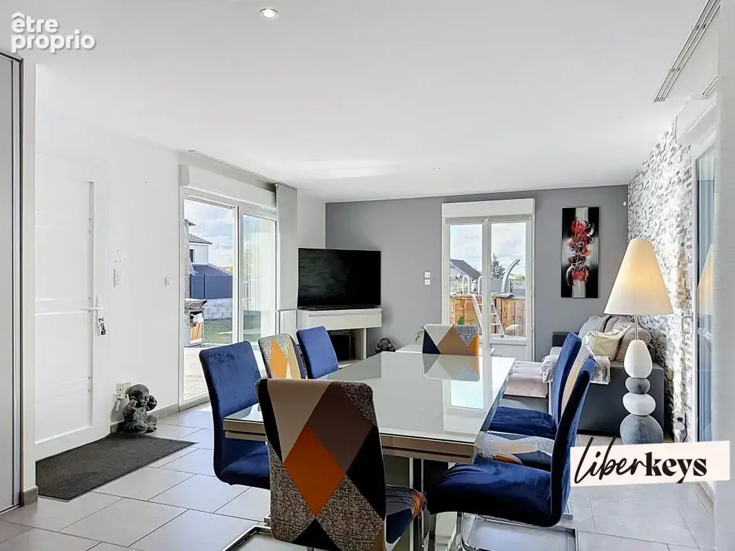 Maison contemporaine de plain-pied avec piscine chauffée — Cadre zen & DPE A - photo 6