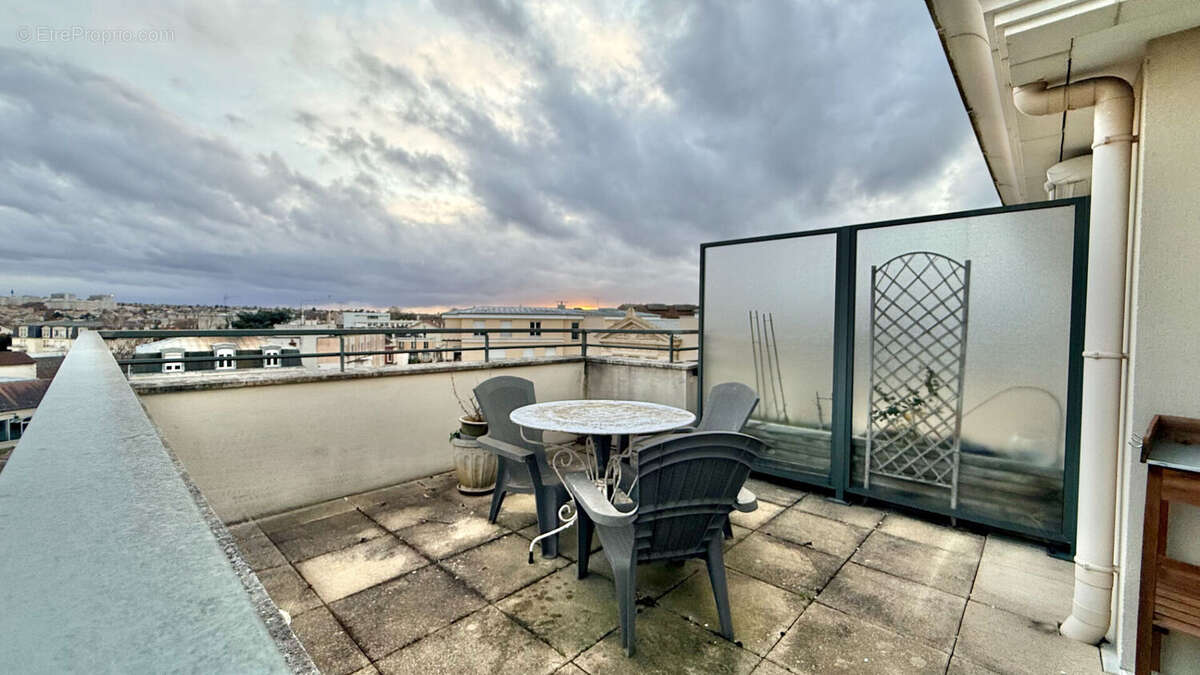 Appartement à CORBEIL-ESSONNES