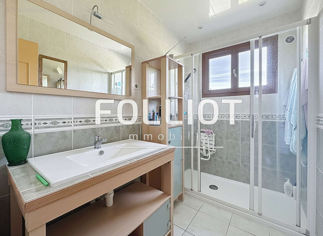 À vendre Maison Saint Planchers 7 pièce(s) 145 m2 - photo 10
