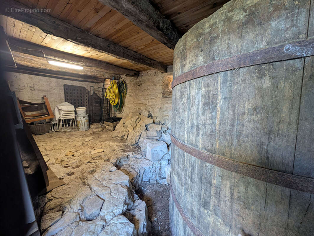 Belle maison de campagne en pierre. Ginals - photo 16