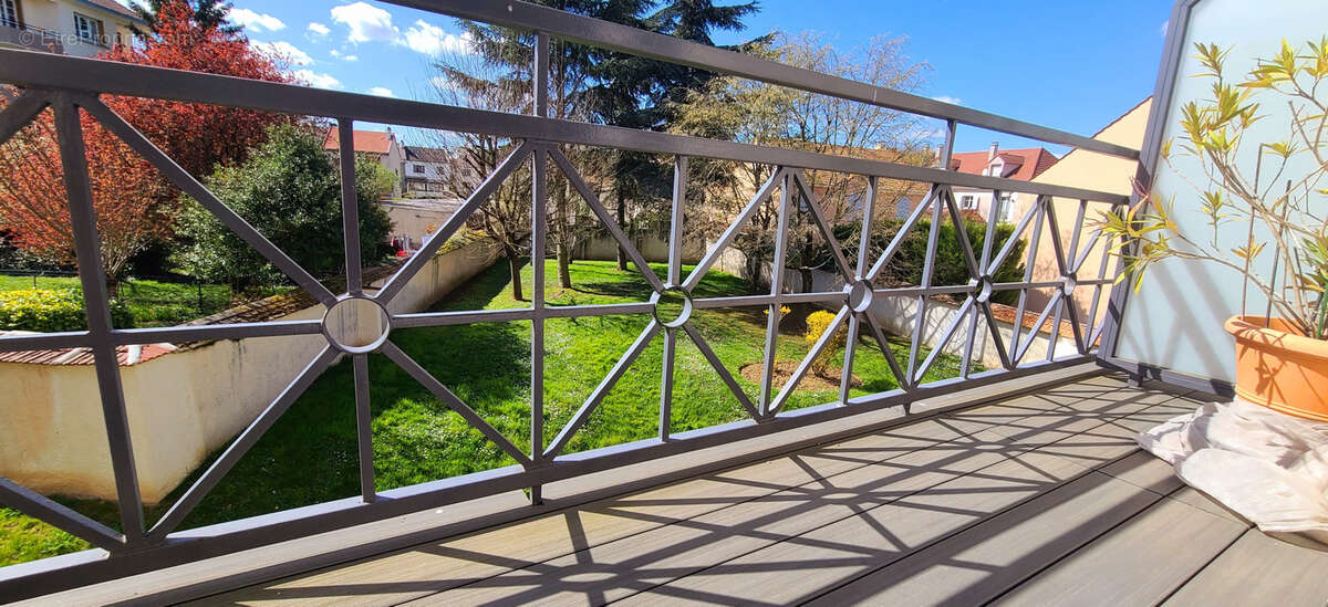 Appartement à THIAIS