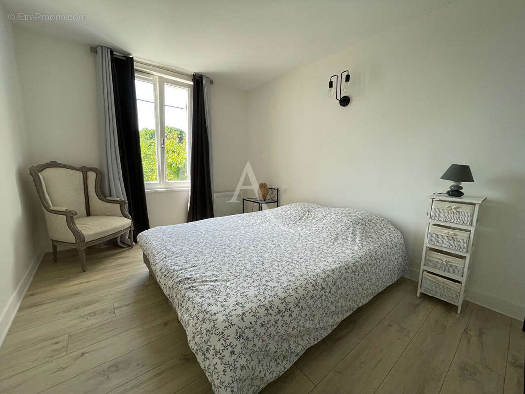 Maison à MONTRICHARD