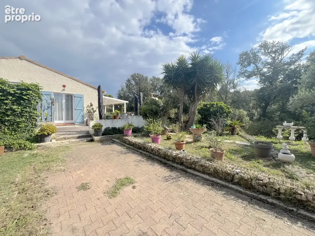 La seyne sur mer - fabregas - maison 100m2 plain-pied - terrain 1600 m2 - garage - photo 2