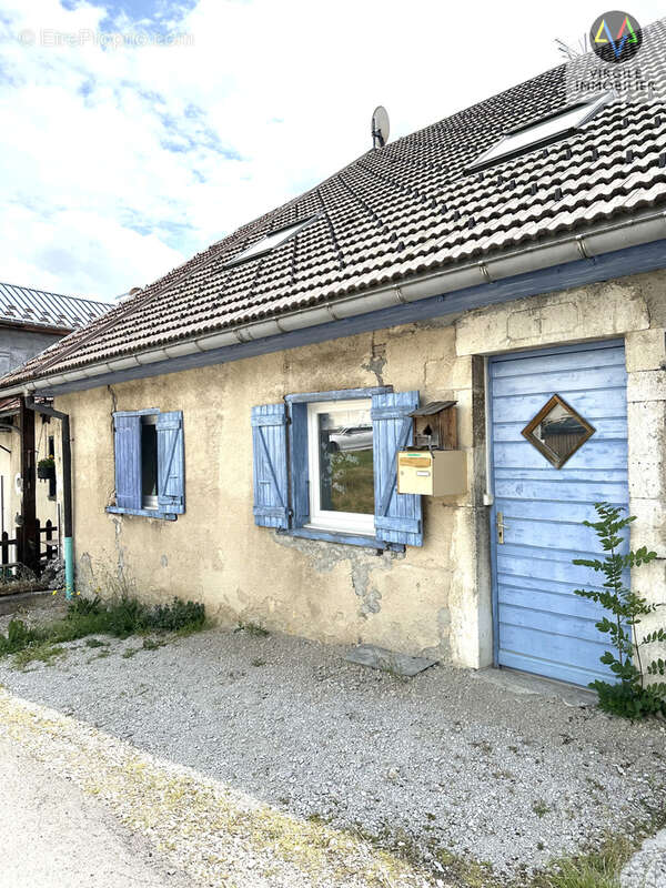 Appartement à FONCINE-LE-HAUT