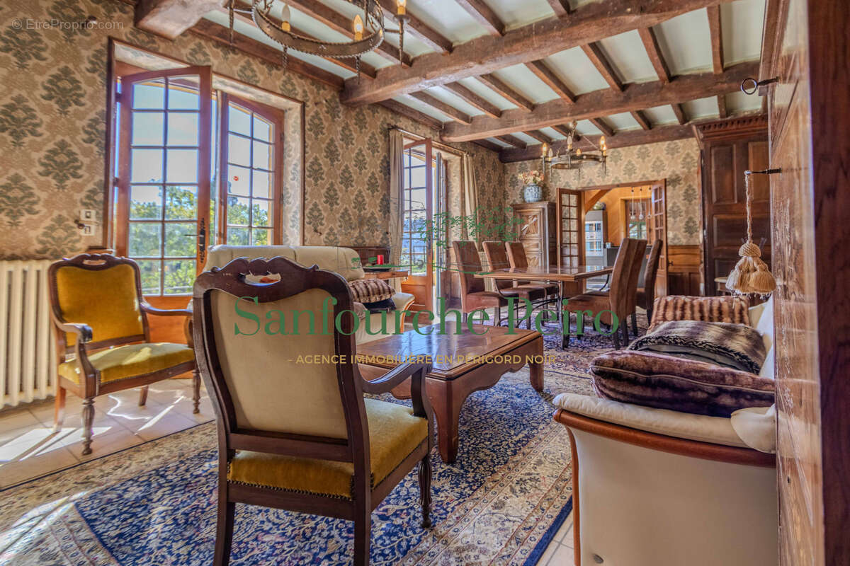 Maison à SARLAT-LA-CANEDA