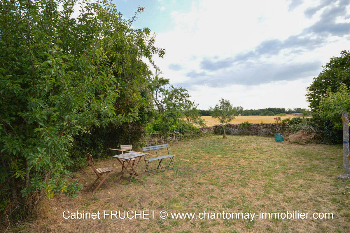 Axe chantonnay - mouilleron-saint-germain  - jolie maison de caractère - photo 14