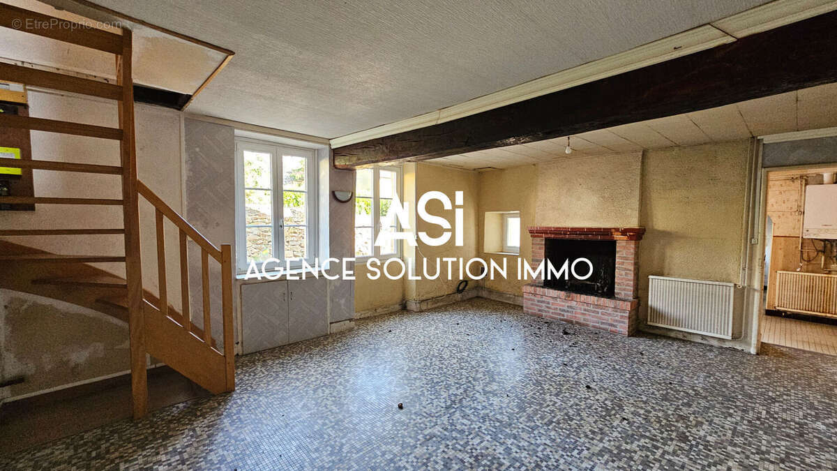 Maison avec garage - BAIS (53) - photo 3