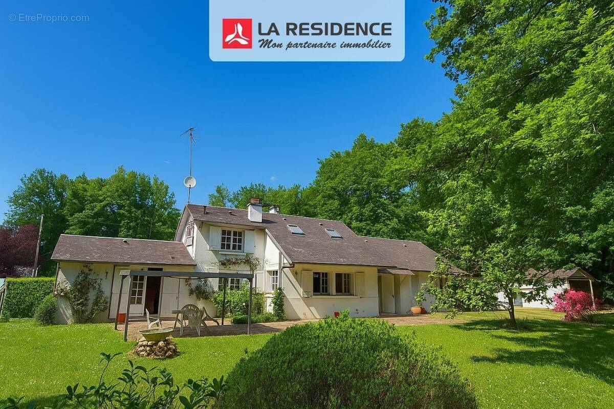 Maison à BONNIERES-SUR-SEINE