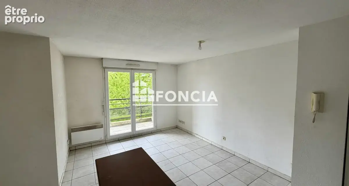 T2 de 37m2 avec balcon parking vendu libre d'occupation - photo 2
