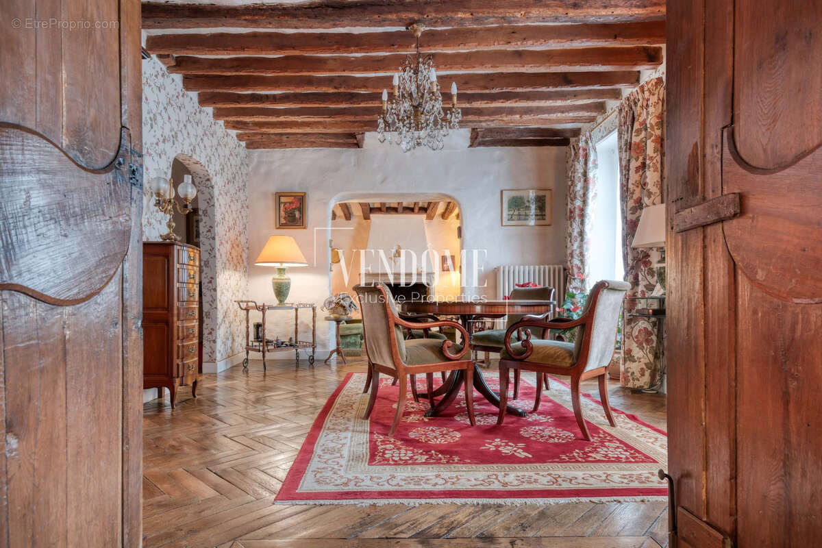 Maison à GOUVERNES