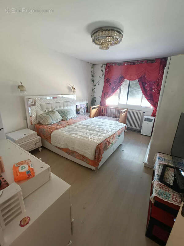 Maison à MESNARD-LA-BAROTIERE