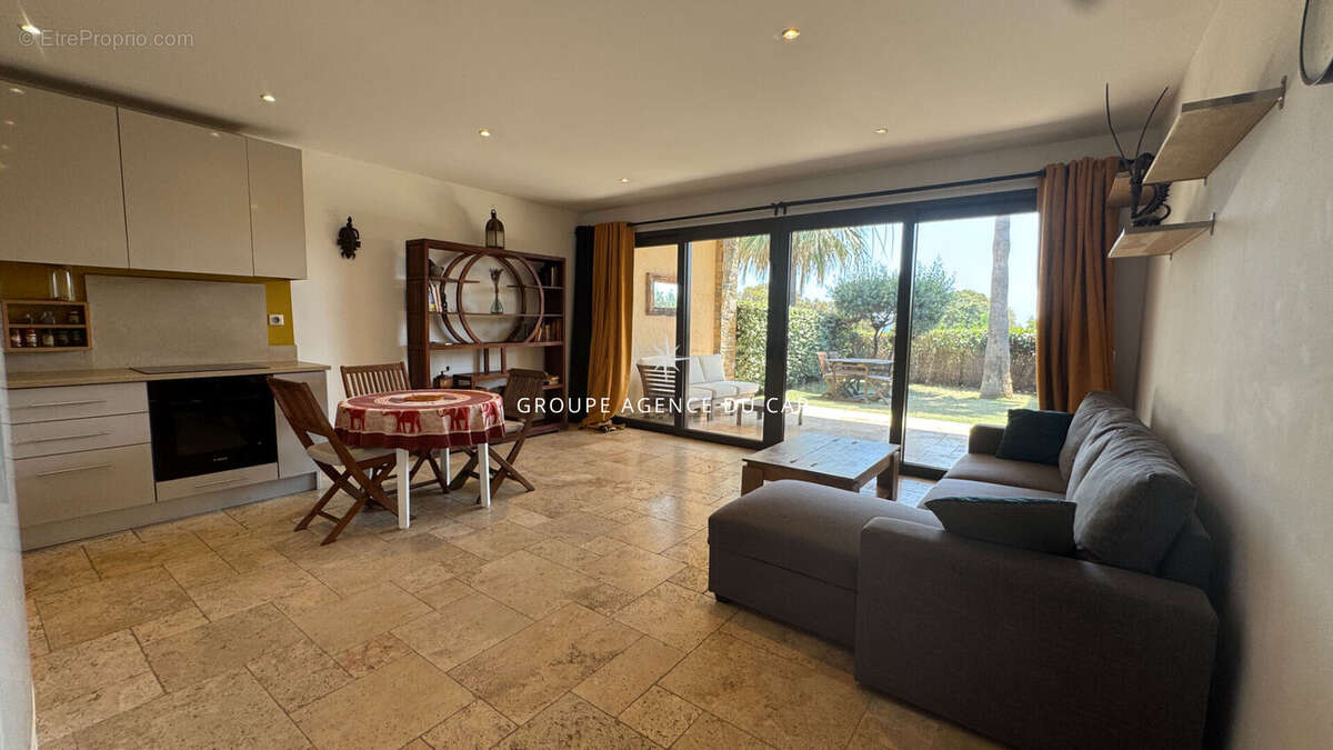 Appartement à LES ISSAMBRES