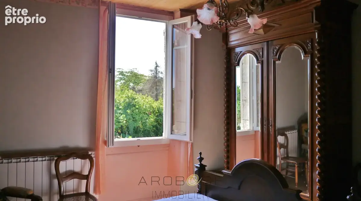 Maison de village en pierre . - photo 9