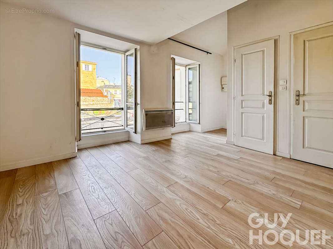 Appartement à VERSAILLES