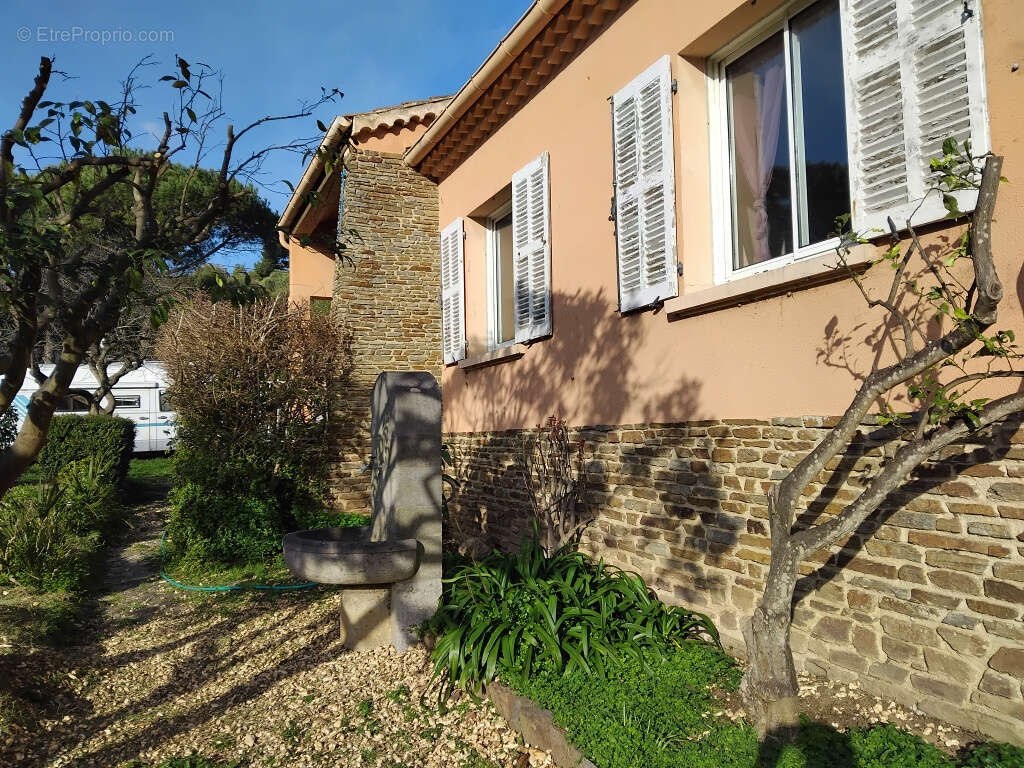 Maison à HYERES