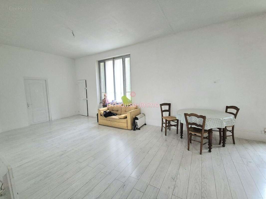 Maison à SENNECEY-LE-GRAND