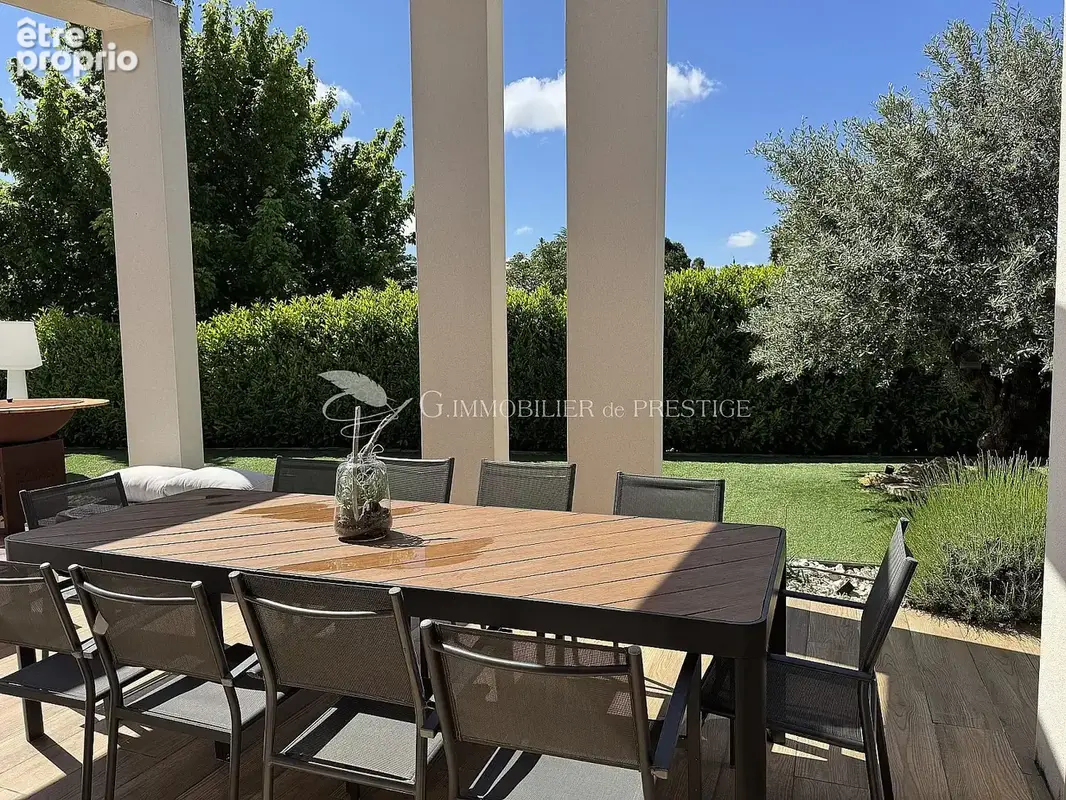 Villa moderne avec piscine autonome en électricité - photo 12