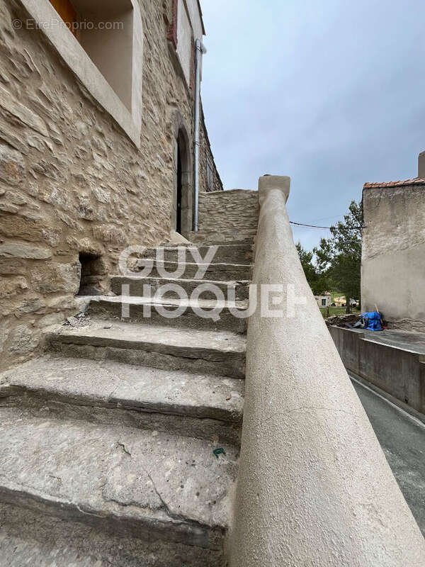 Maison à AIGUES-VIVES
