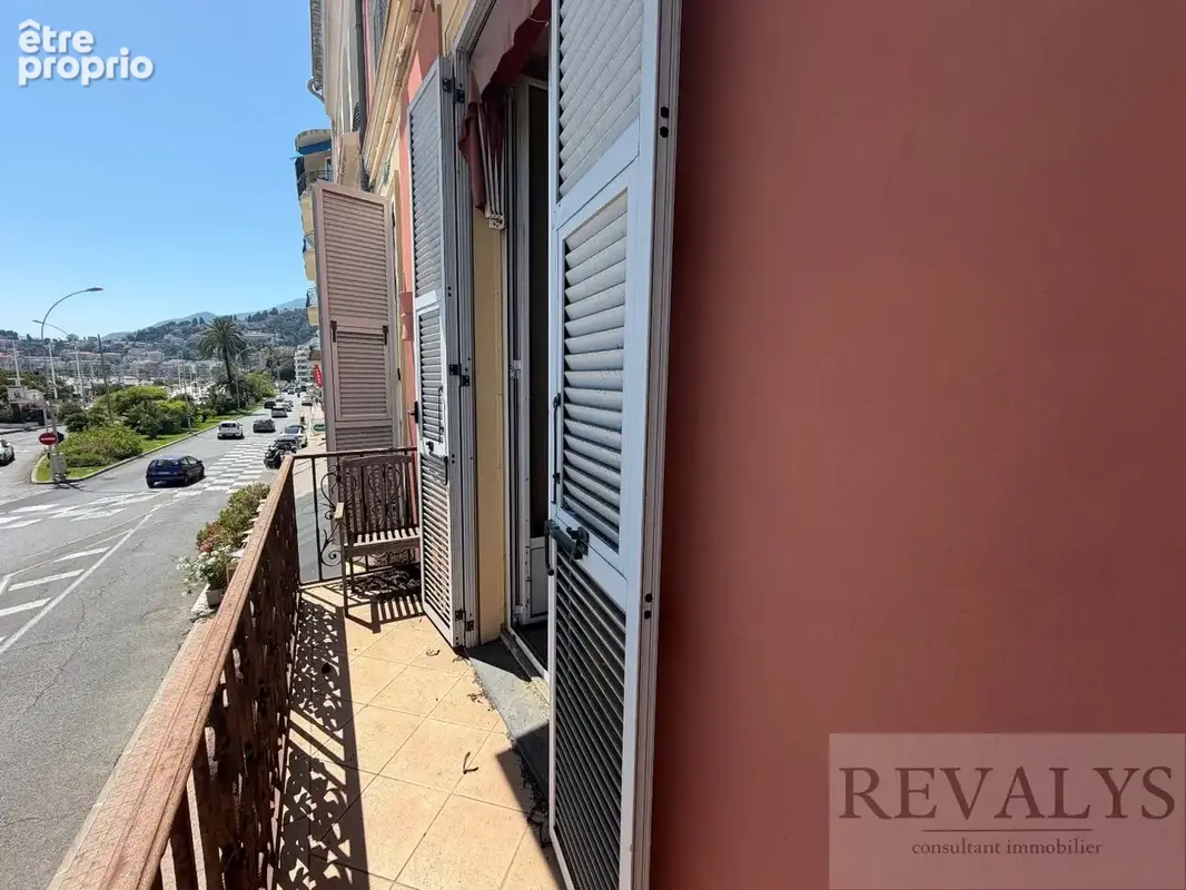 Alpes-maritimes(06) menton vente immeuble en bloc face mer - photo 4