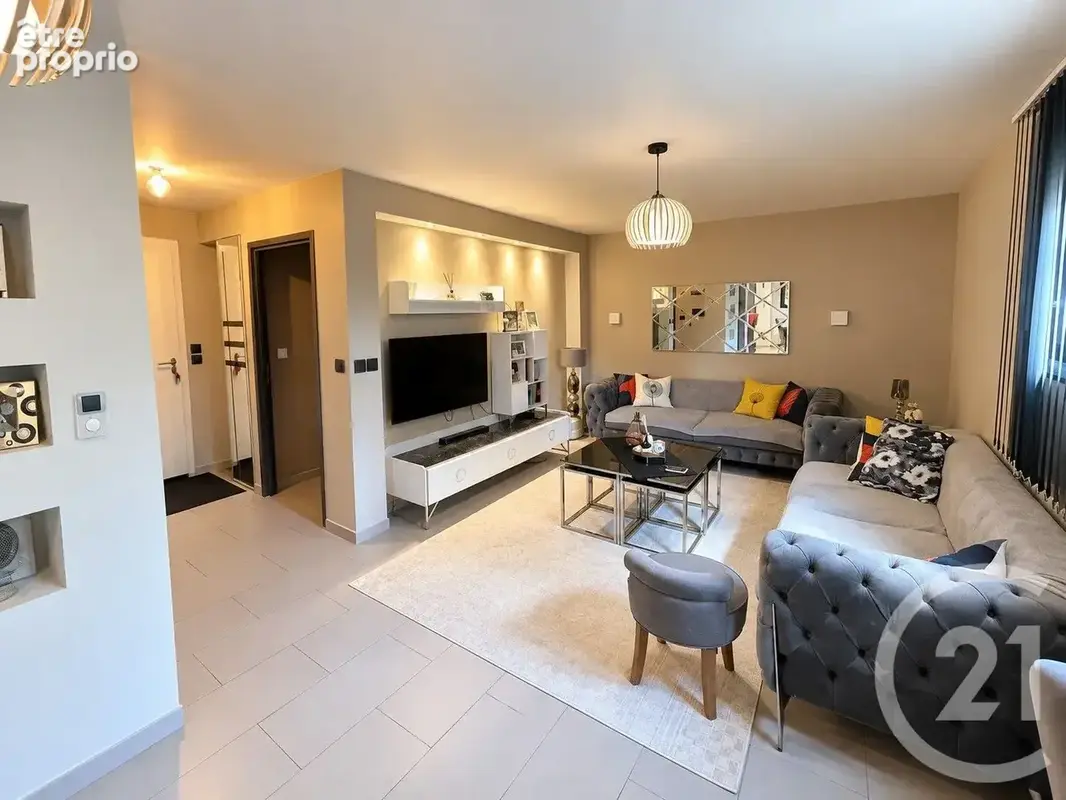 Maison 5 pièces 114 m² à vendre à Portet-Sur-Garonne (31120) - photo 2