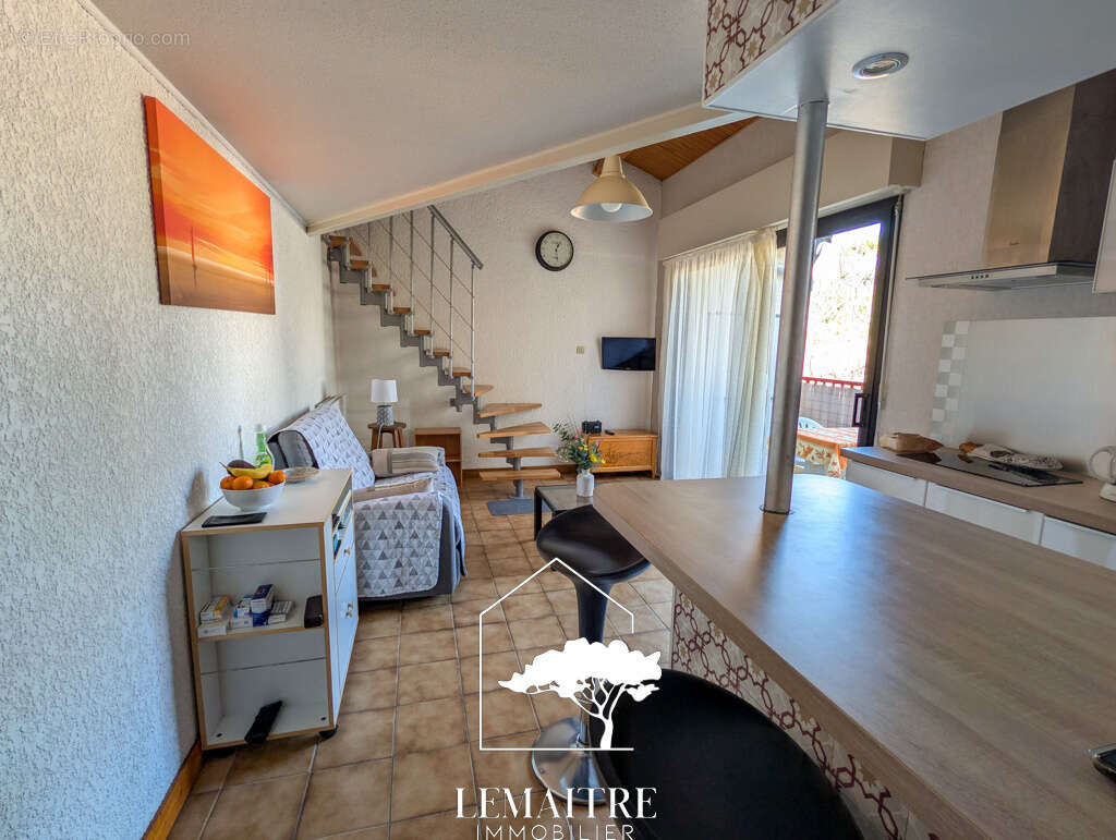 Appartement à LES MATHES