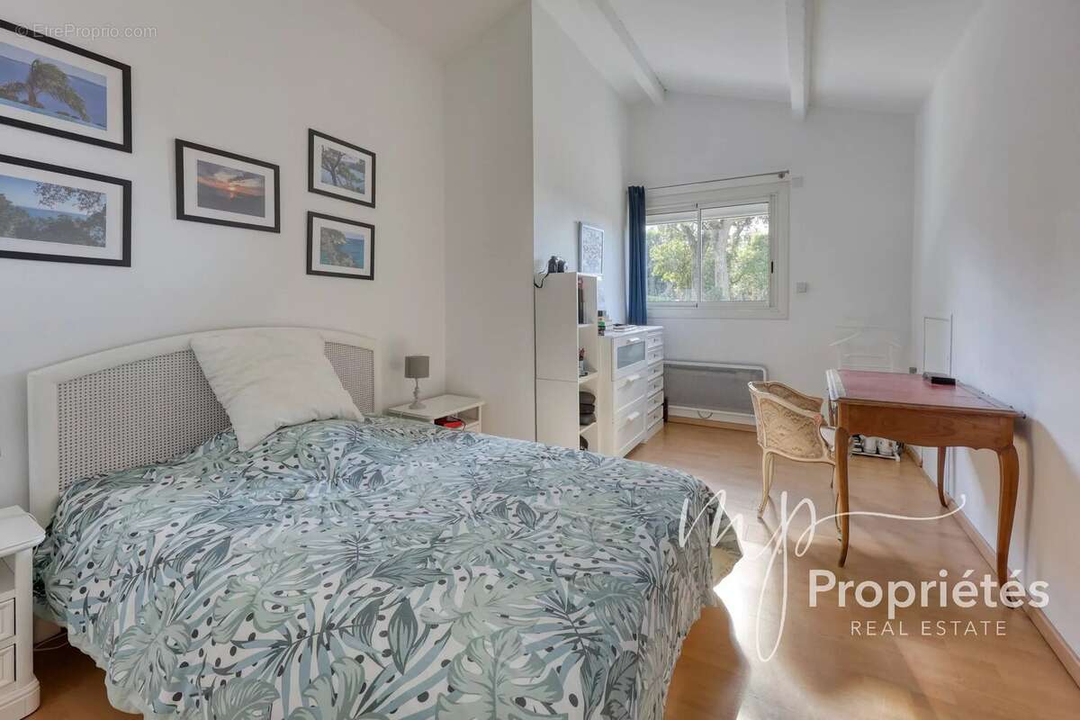 Maison à RAYOL-CANADEL-SUR-MER