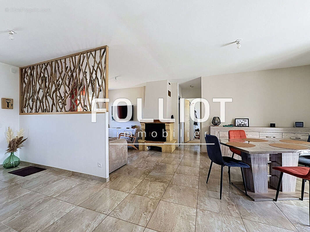 A vendre soliers  maison 80m²  3 ch plain-pied garage jardin - photo 5