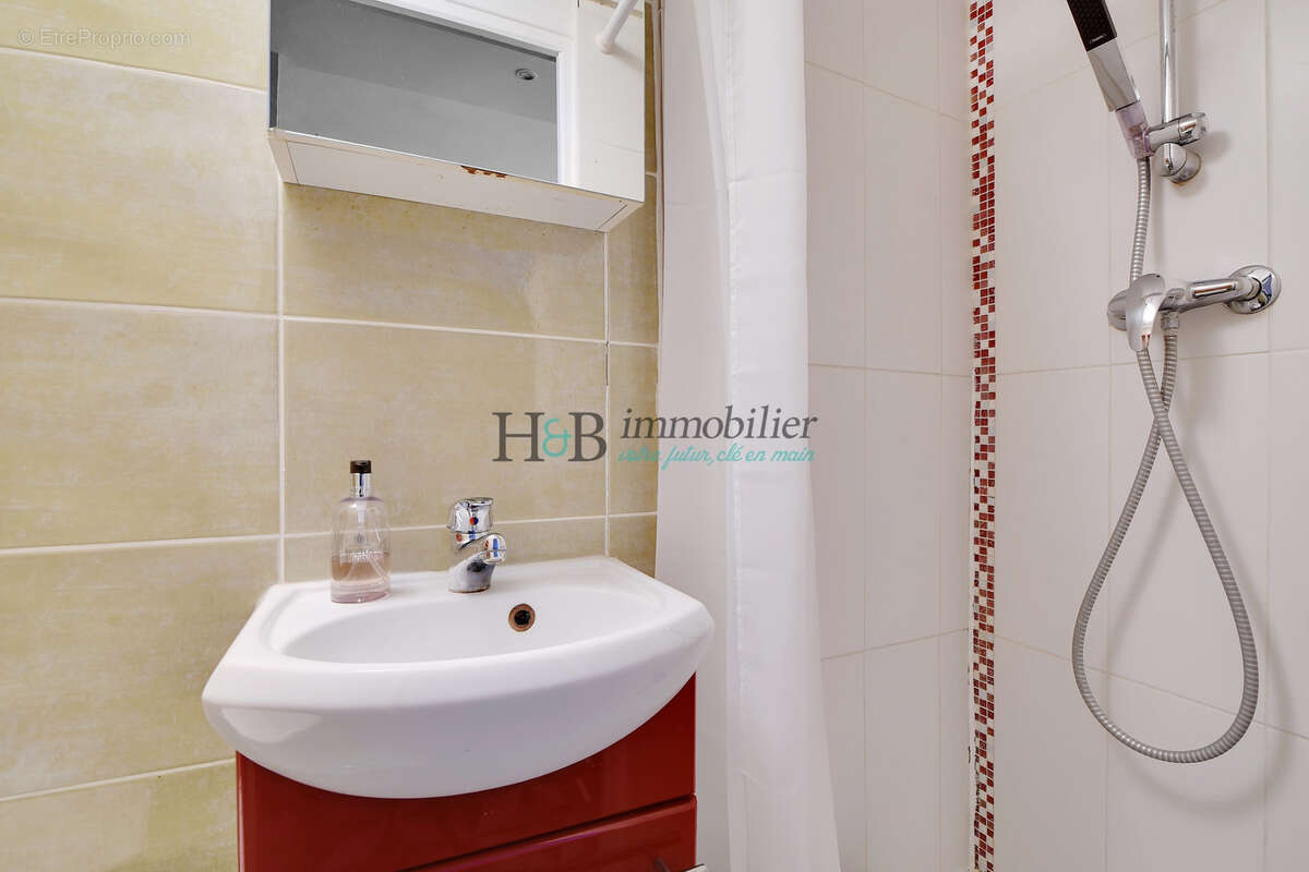 Appartement à PARIS-12E