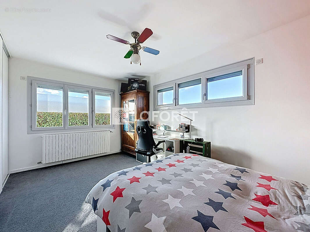 Maison à L'ABERGEMENT-CLEMENCIAT