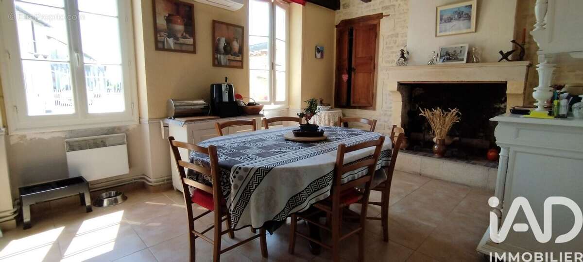 Maison 159 m² à Gourvillette  - photo 5