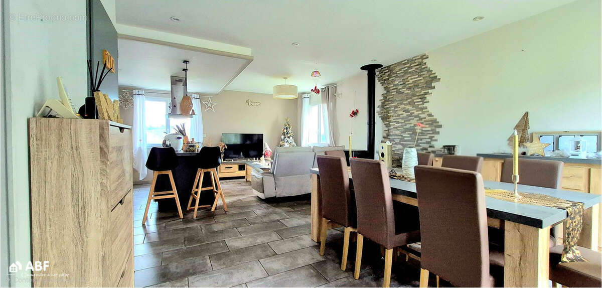 Maison à ROUXMESNIL-BOUTEILLES