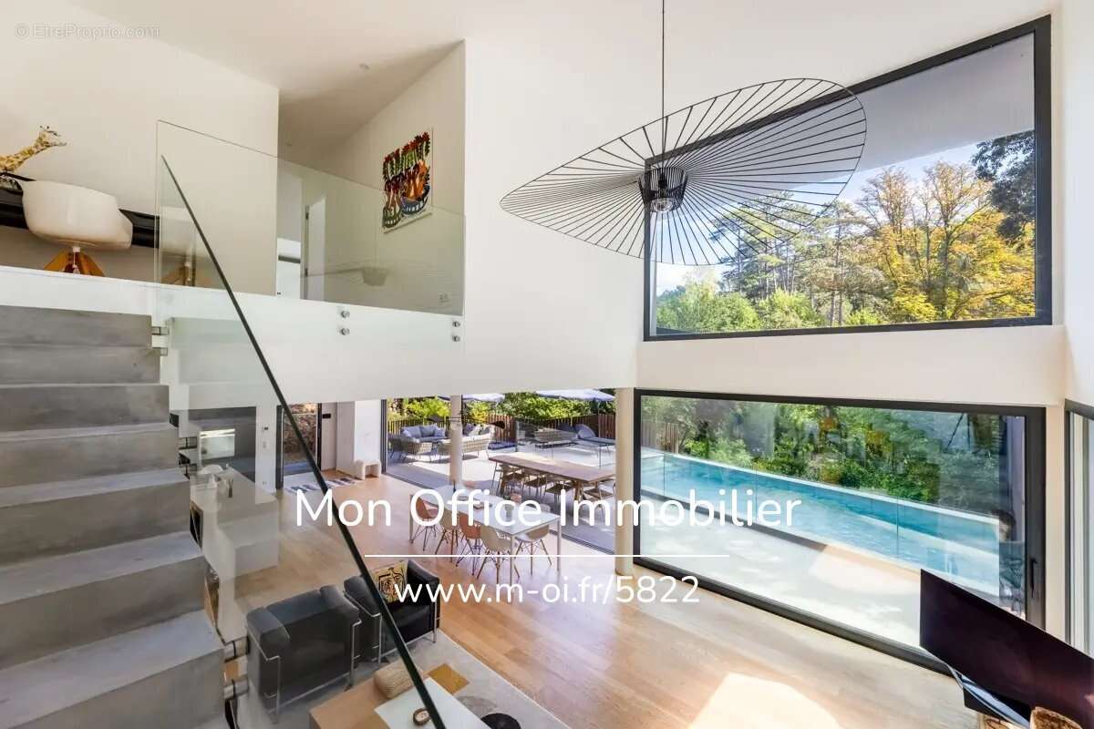 Maison à SAINT-MARC-JAUMEGARDE