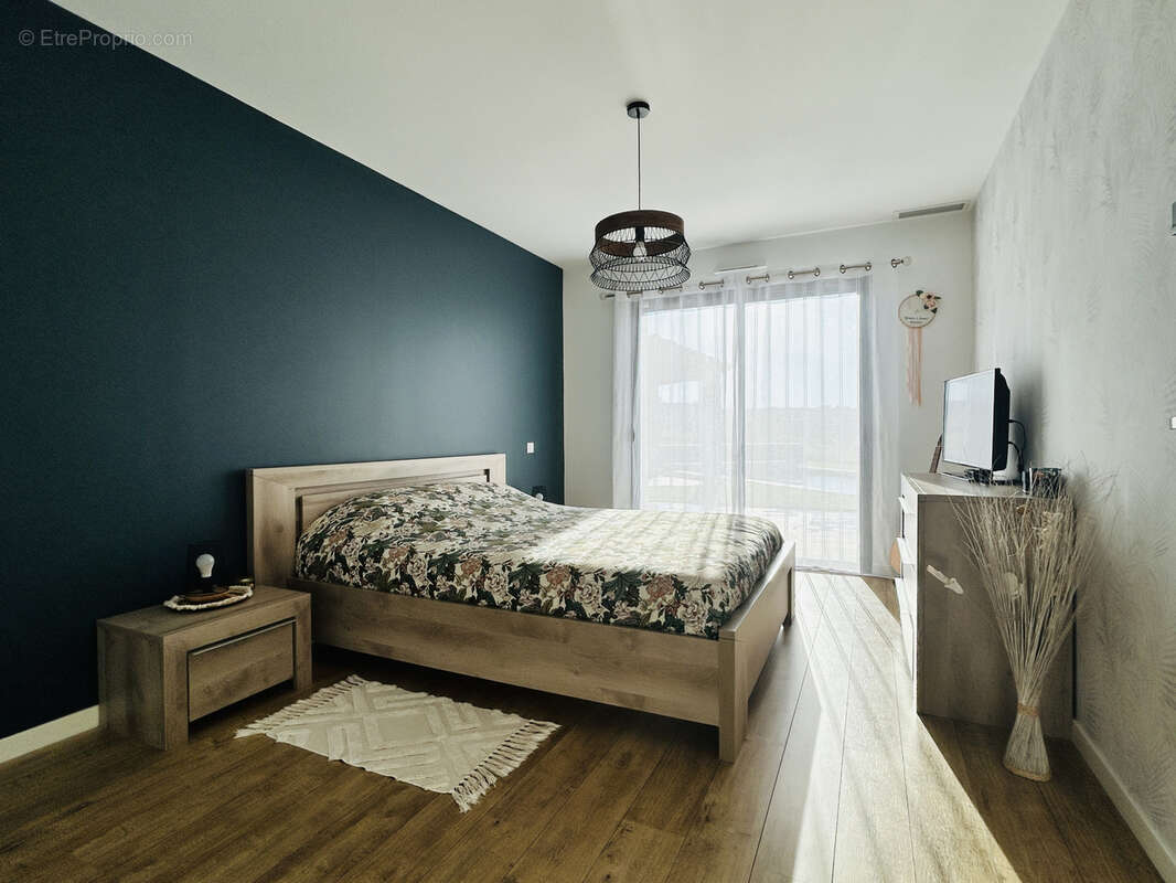 Maison à JARNAC-CHAMPAGNE