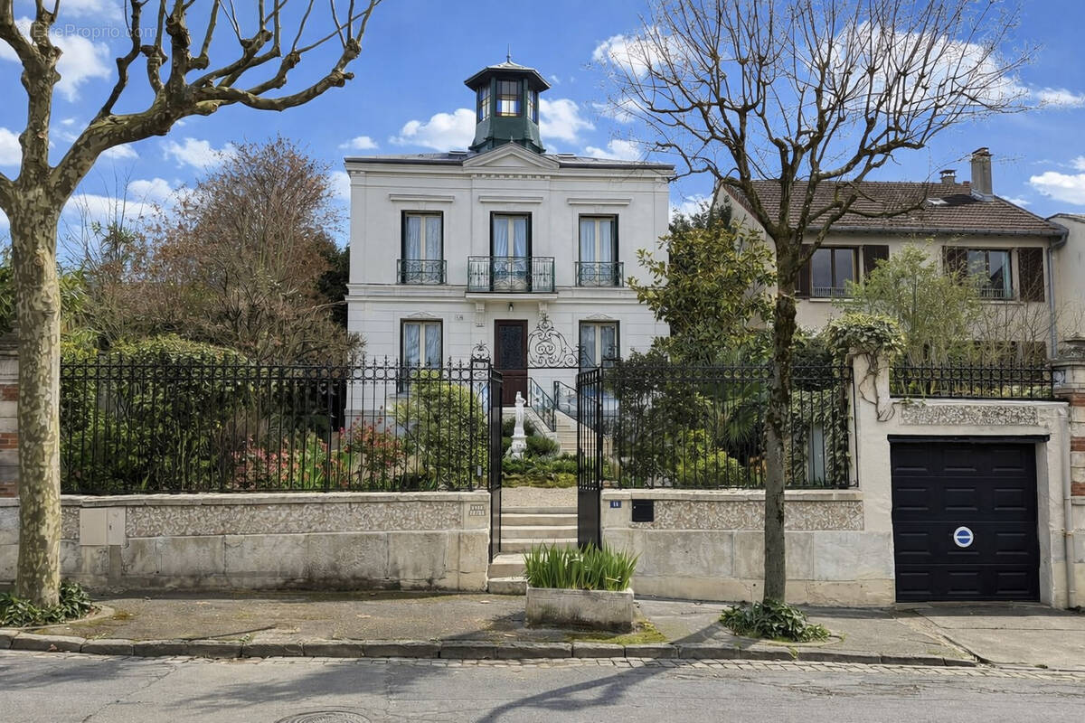 Maison à LE RAINCY