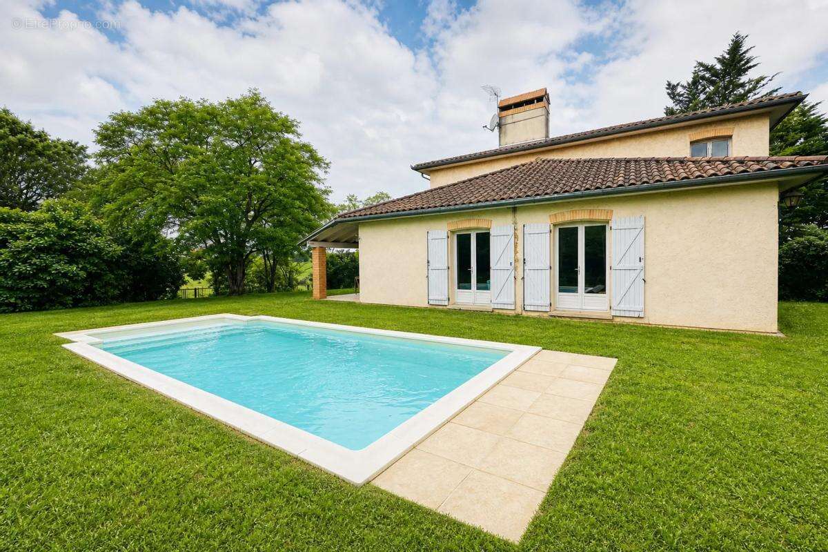 Maison 6 pièces 180 m² avec piscine au Faget - photo 15