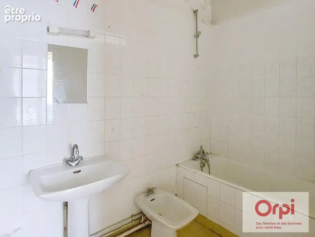 Appartement 2 pièces À Vendre - Hyper centre - photo 4