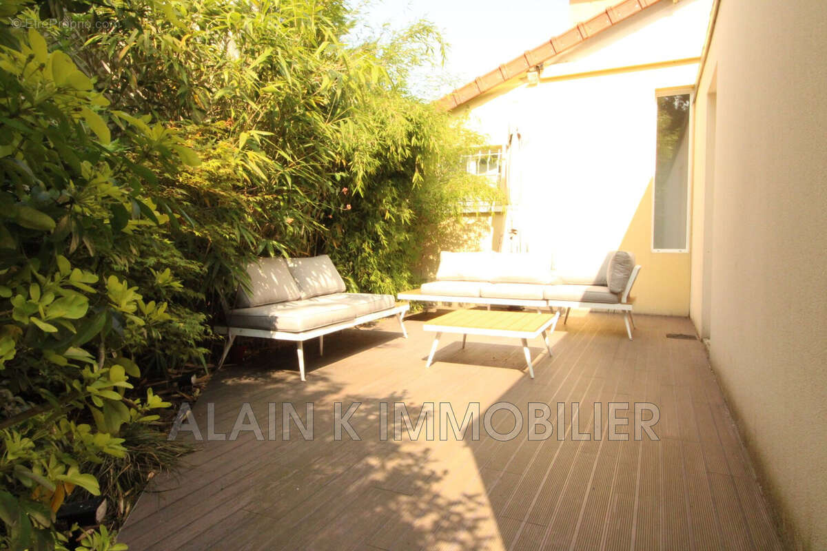 Maison à VELIZY-VILLACOUBLAY