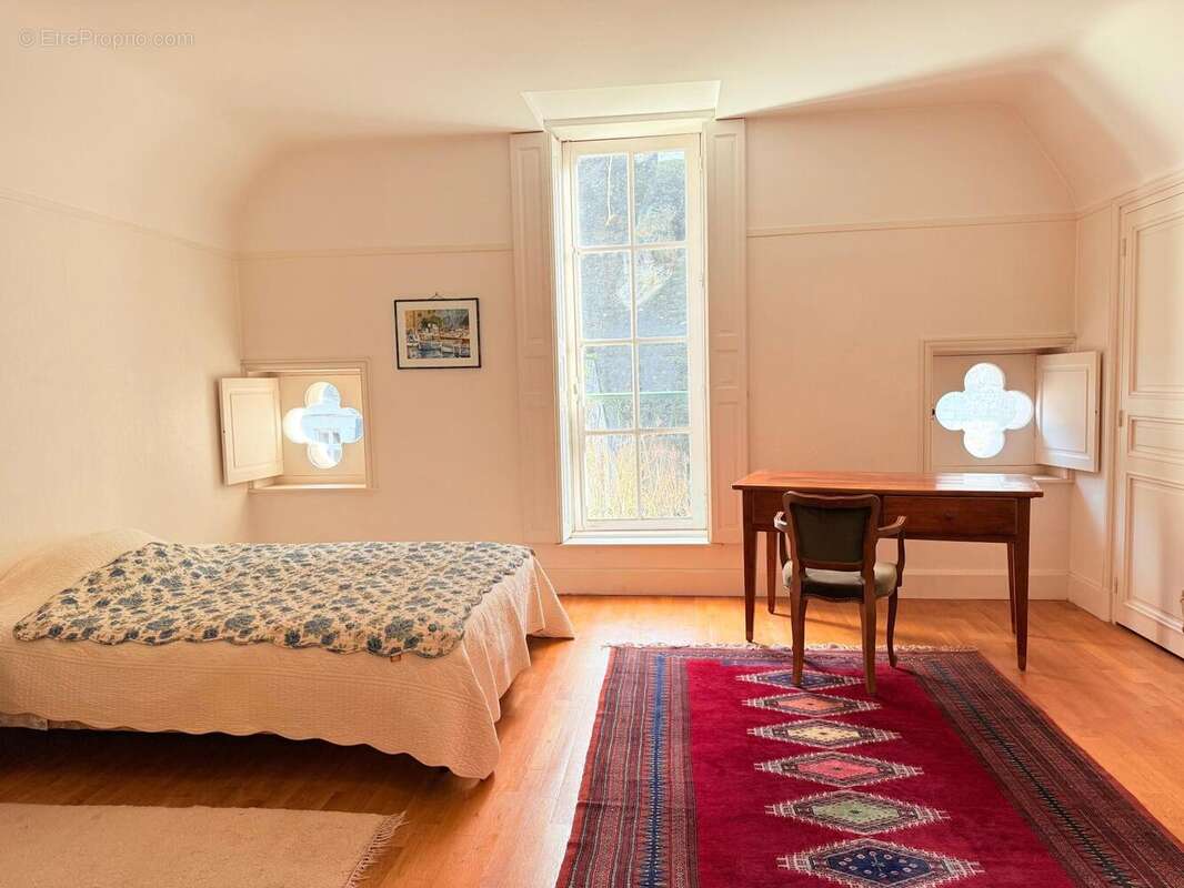 Maison 256 m² à Amboise  - photo 9